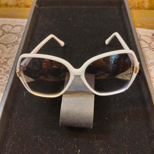 Sunglasses Sweep 6! Vintage White Oversize Gradient Korea Plastic Free Shipping!