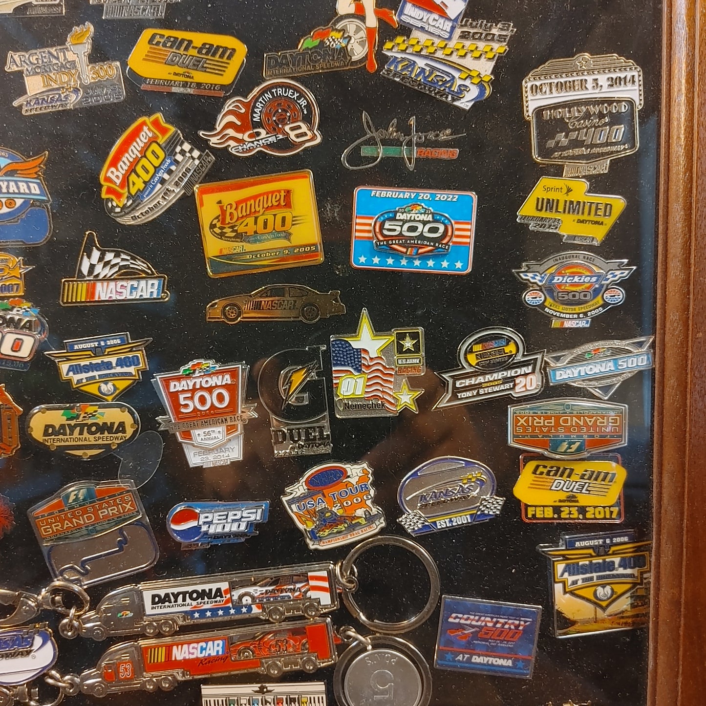 Pins 4 The Win 2! 80 +/- Vintage Nascar Racing Pins Case Display Free Shipping!