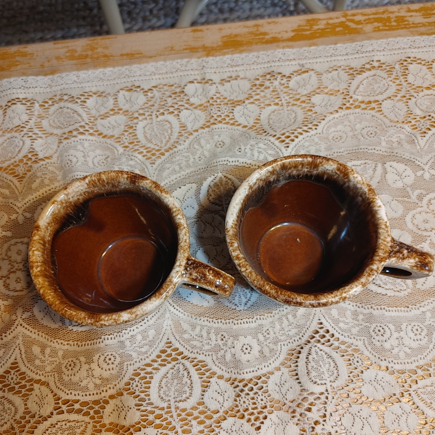 Coffee Couple! Hull Oven Proof Brown Coffee Cups Mugs 2 Mid Century Free Ship!