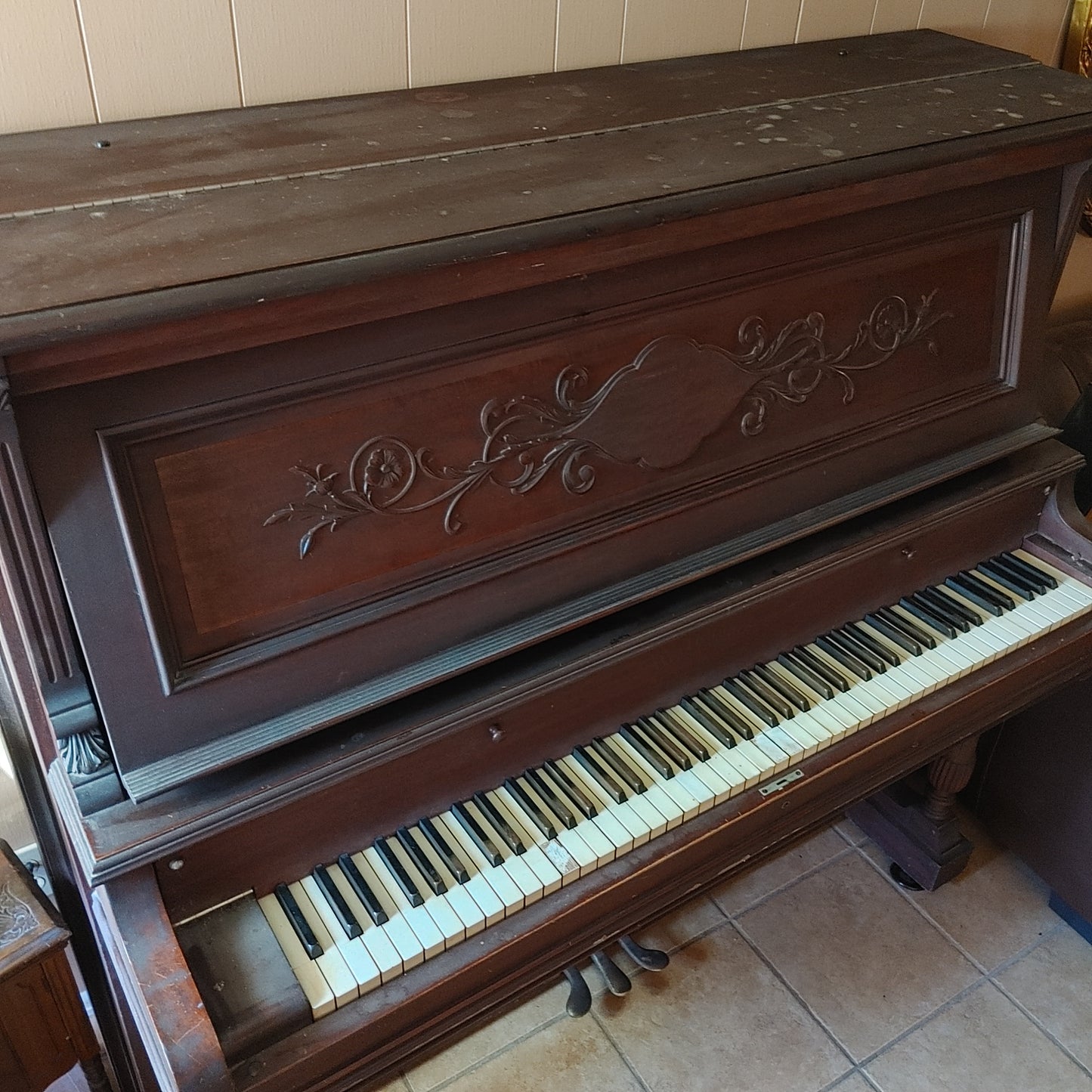 Persistant Piano! Antique Mathushek Upright #31360 Circa 1900 Plays Local Only!