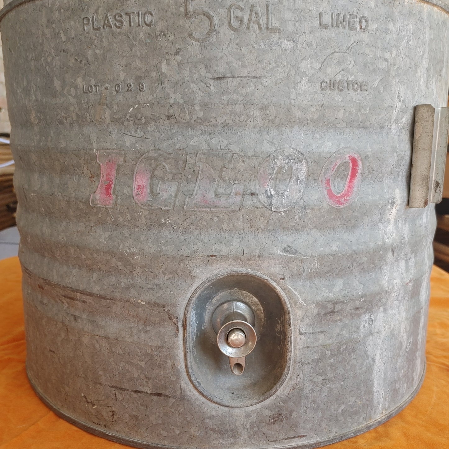 Coolest Cooler! IGLOO 5 Gal Vintage Water Cooler Permalined Metal Free Shipping