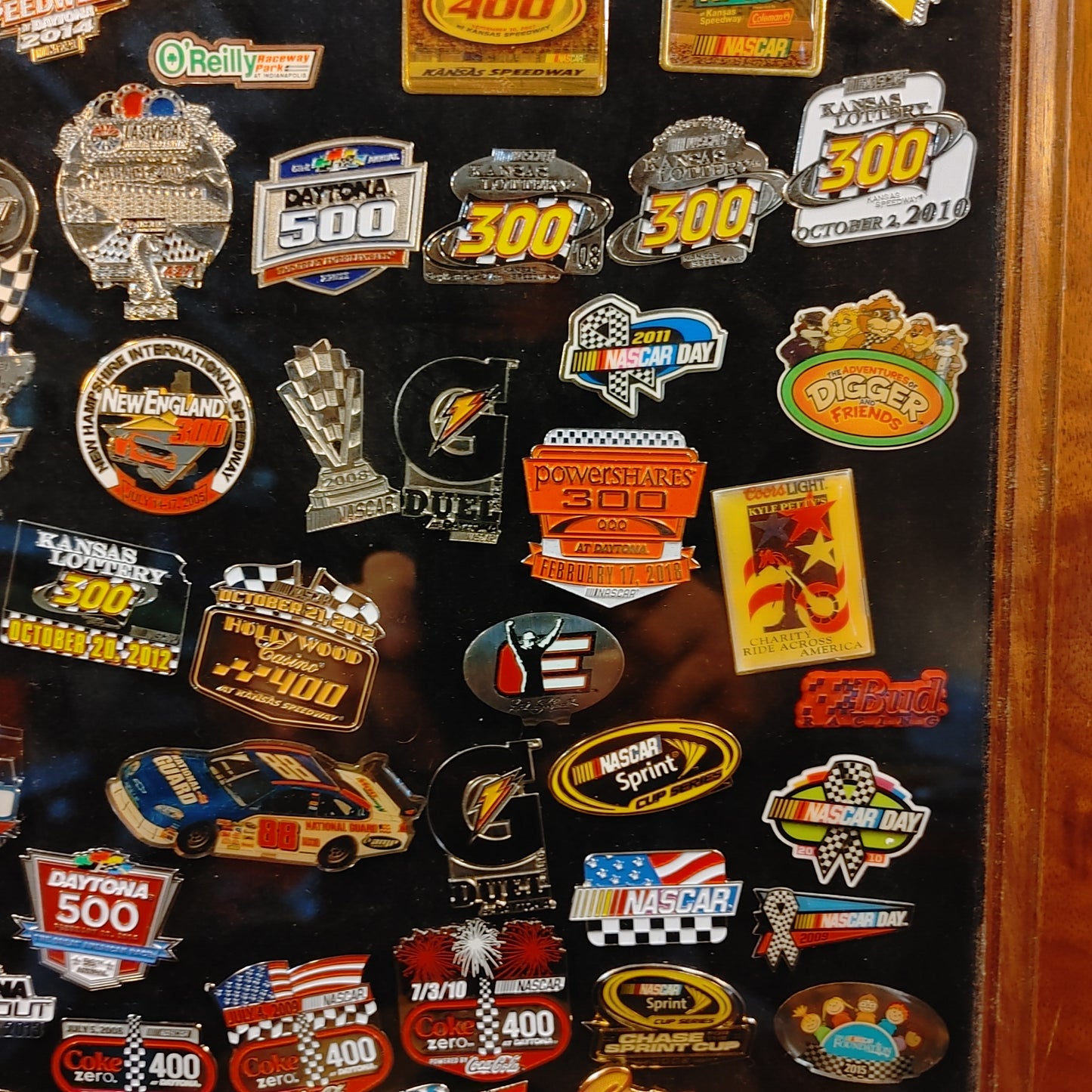 Pins 4 The Win 4! 80 +/- Vintage Nascar Racing Pins Case Display Free Shipping!