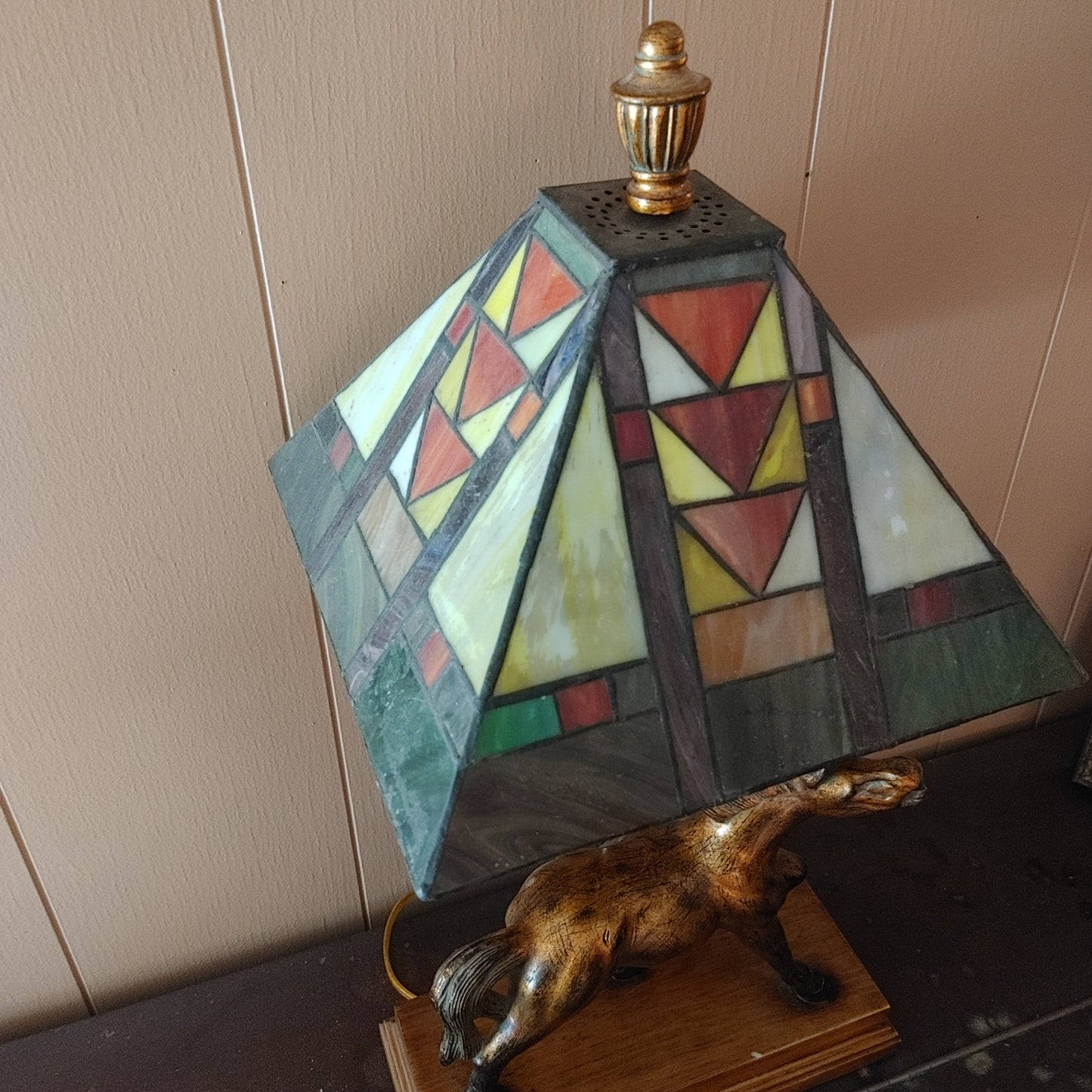 This Horse is Lit! Vintage Lamp Craftsman Stained Glass Arts Crafts Free Ship!