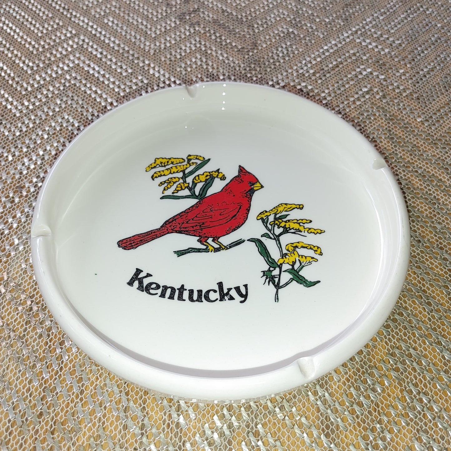 Ashtray Kentucky Porcelain Vintage Cardinal 7" Pottery Round Crcular Tobacicana