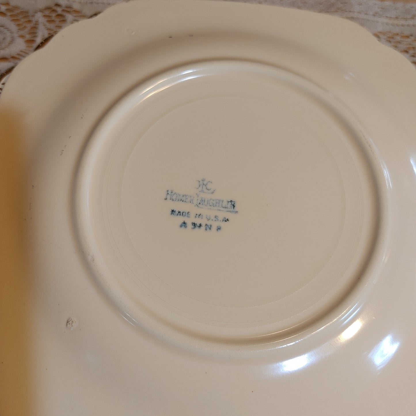 Three Daisies 1! Homer Laughlin China 1935 Plates Bowls Service 8 Free Shipping!