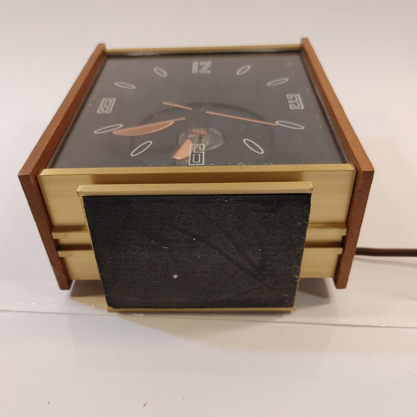 Cheeky Clock! Vintage Mid Century Modern Projector Clock Works Free Shipping!