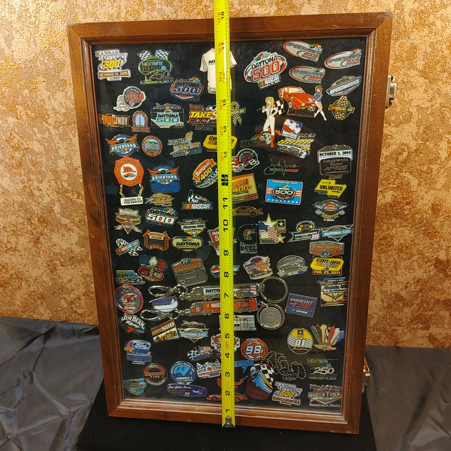 Pins 4 The Win 2! 80 +/- Vintage Nascar Racing Pins Case Display Free Shipping!