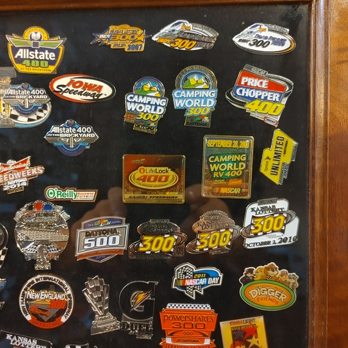 Pins 4 The Win 4! 80 +/- Vintage Nascar Racing Pins Case Display Free Shipping!