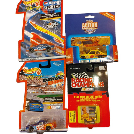 Scale Racers 1! Four vintage 1:64 scale Diecast Nascar Cars Hot Wheels Free Ship