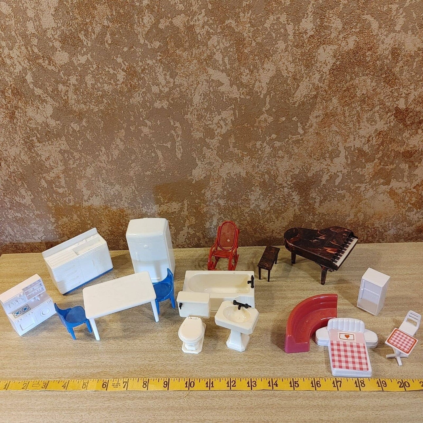 Mini Mod! Vintage Miniature Doll House Mid Century Plastic Renwal Plasco