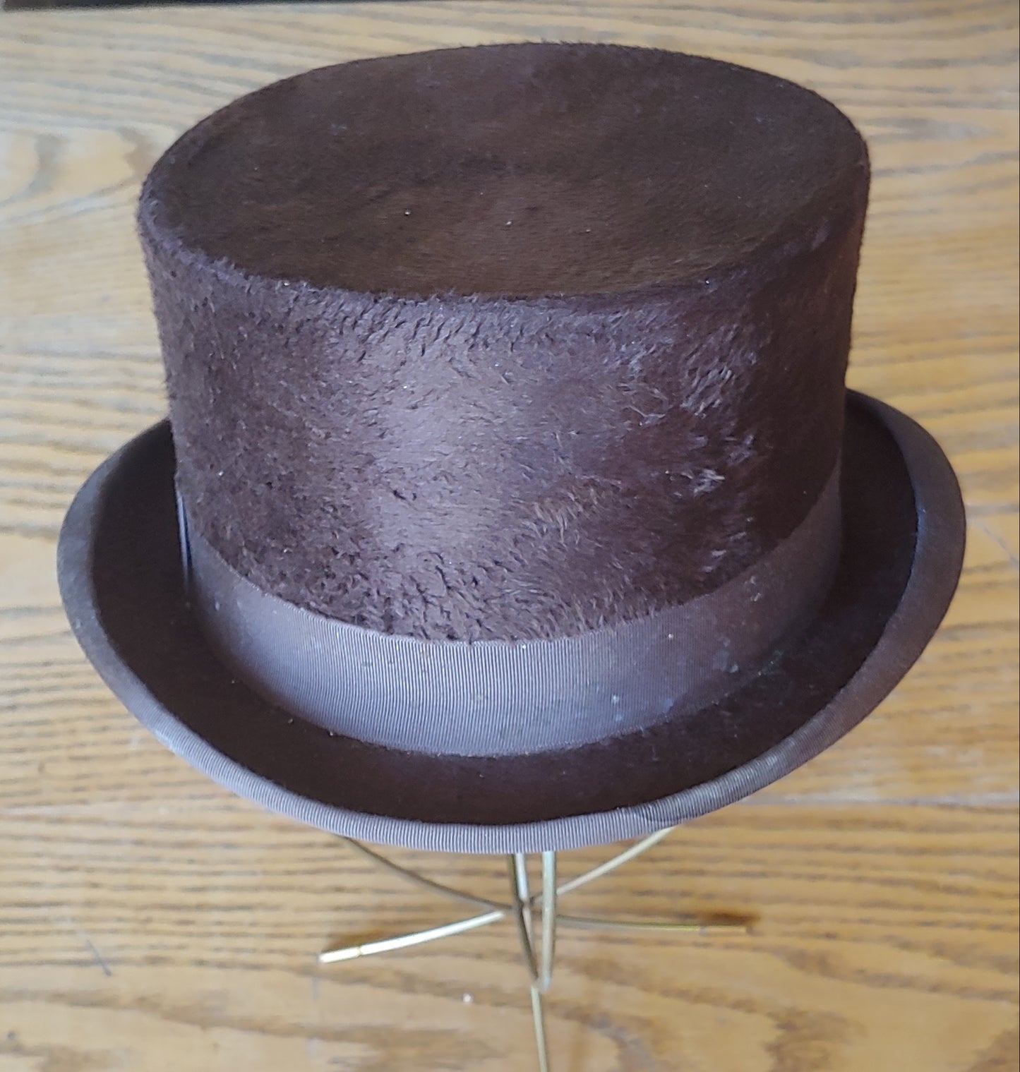 Equestrienne! Authentic vintage women's equestrienne top hat. 100% beaver!