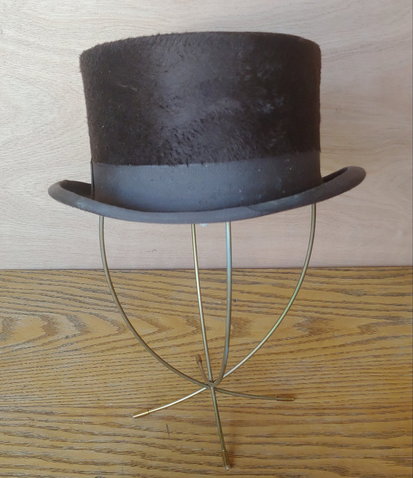 Equestrienne! Authentic vintage women's equestrienne top hat. 100% beaver!