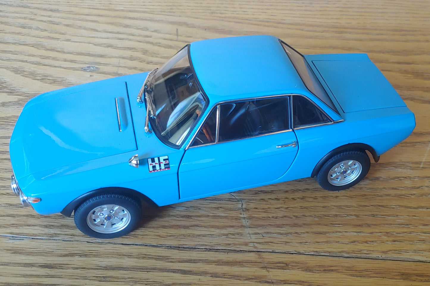 Lancia Fulvia! 1:18 Rare Lancia Fulvia 1.6HF Fanalone AutoArt Model Blue