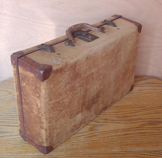 Bon Voyage! Vintage Antique Rustic Woven Suitcase Travel Case Authentic 1920's