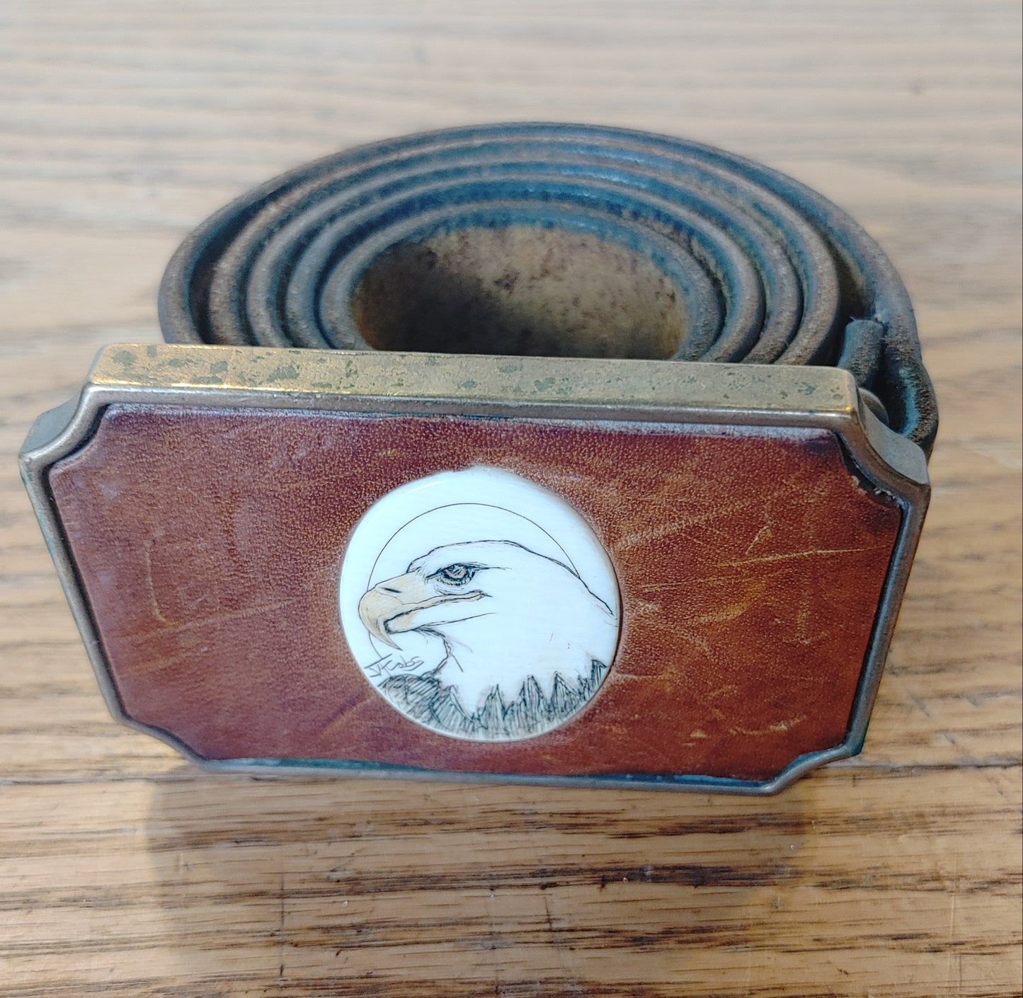 Eagle Eye! Vintage Leather Belt Eagle Mountains Scrimshaw Brass Western