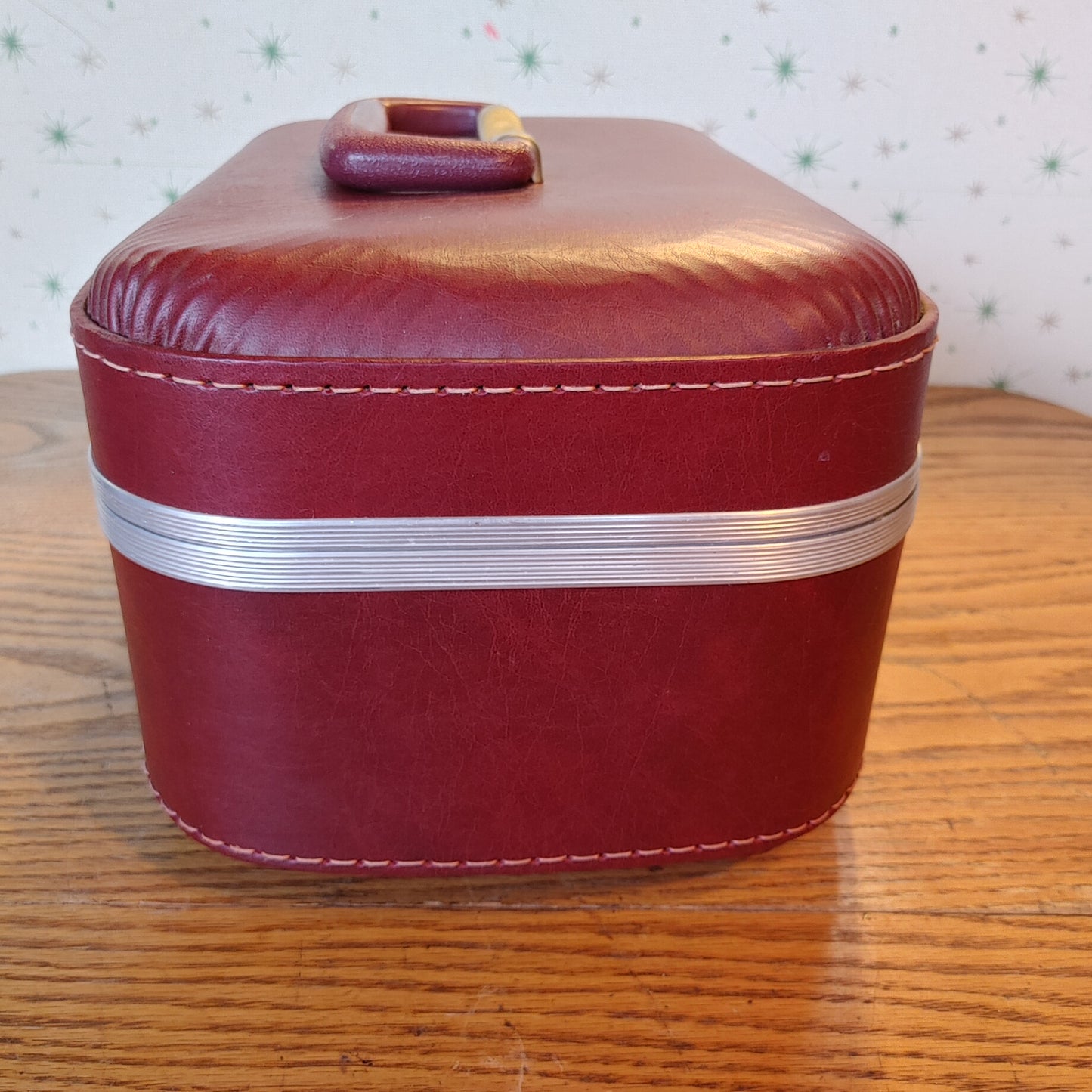 Cranberry! Vintage Travel Train Case Red Quilted Cosmetic Makeup Small