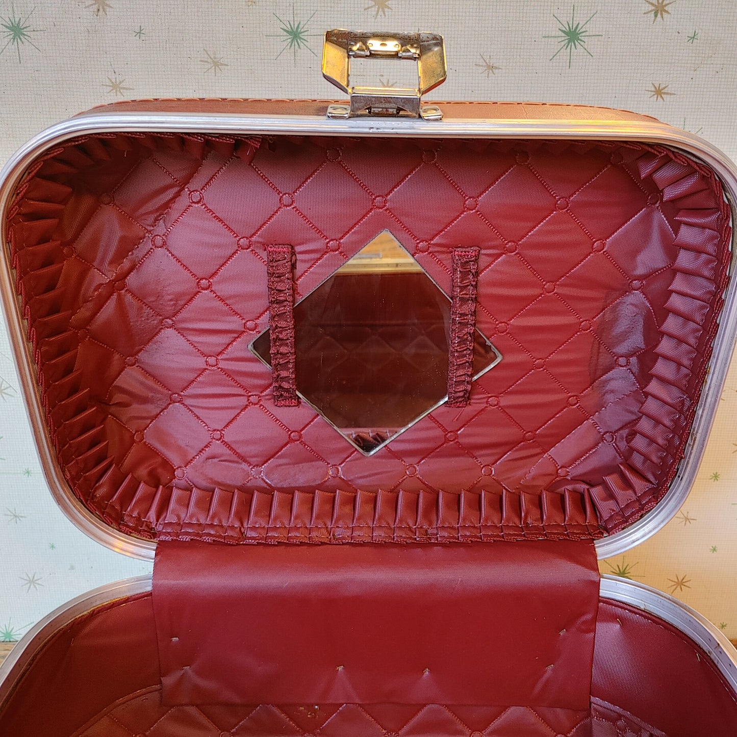 Cranberry! Vintage Travel Train Case Red Quilted Cosmetic Makeup Small