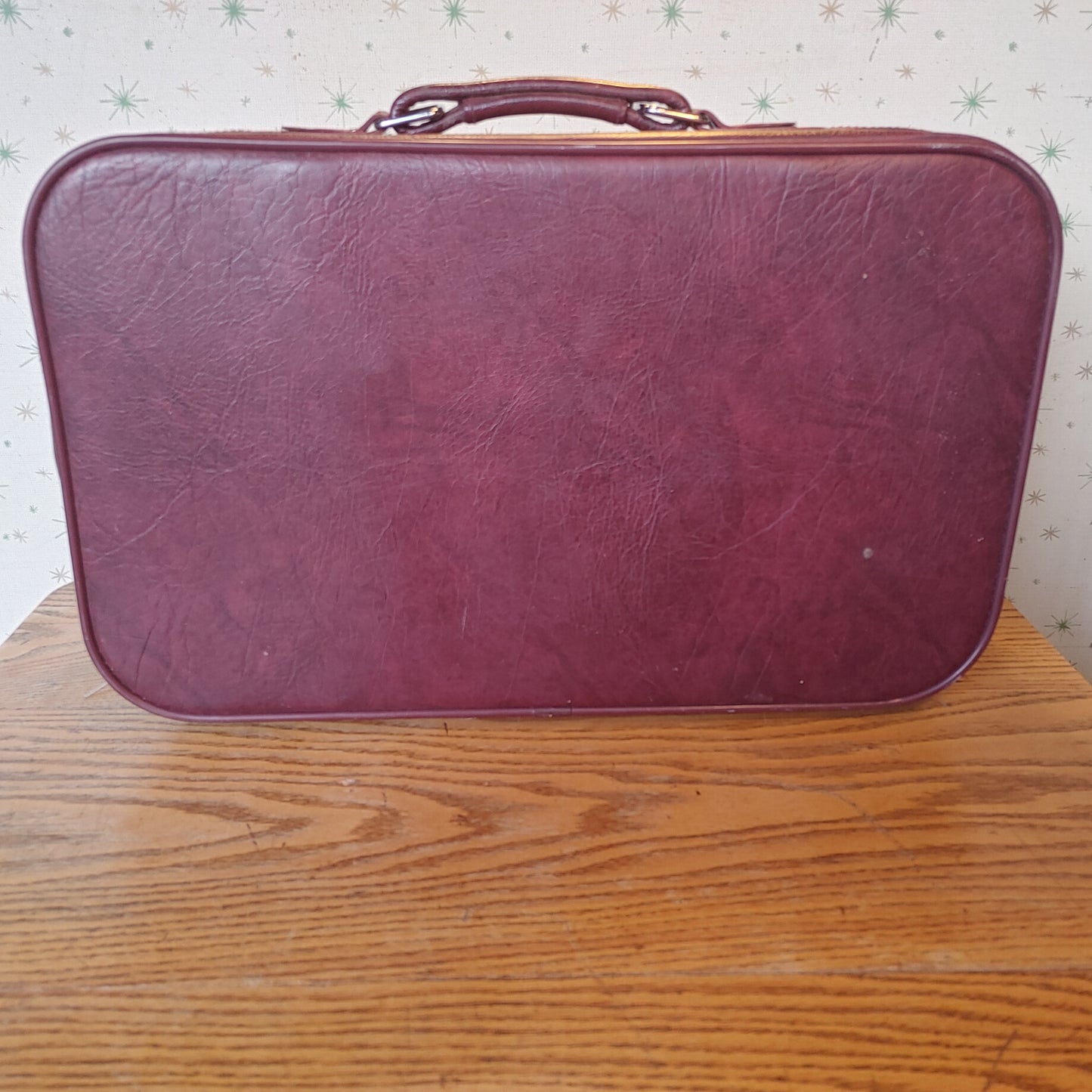 A Case For Suits! Vintage American Tourister Soft-side Suit Case 1986 Red Burgundy