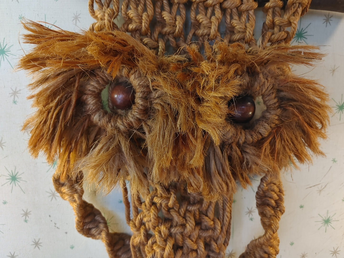 It's a Hoot! Vintage Sisal Macrame Owl Art Wall Hanging Boho