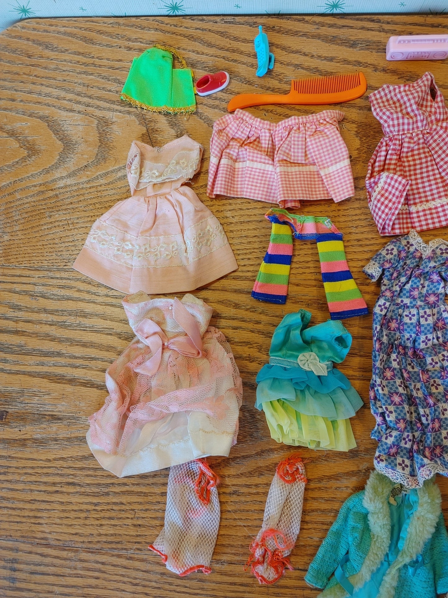 Groovy Garb! Vintage Barbie Closet Locker 1960s with Clothes Clothing Lot