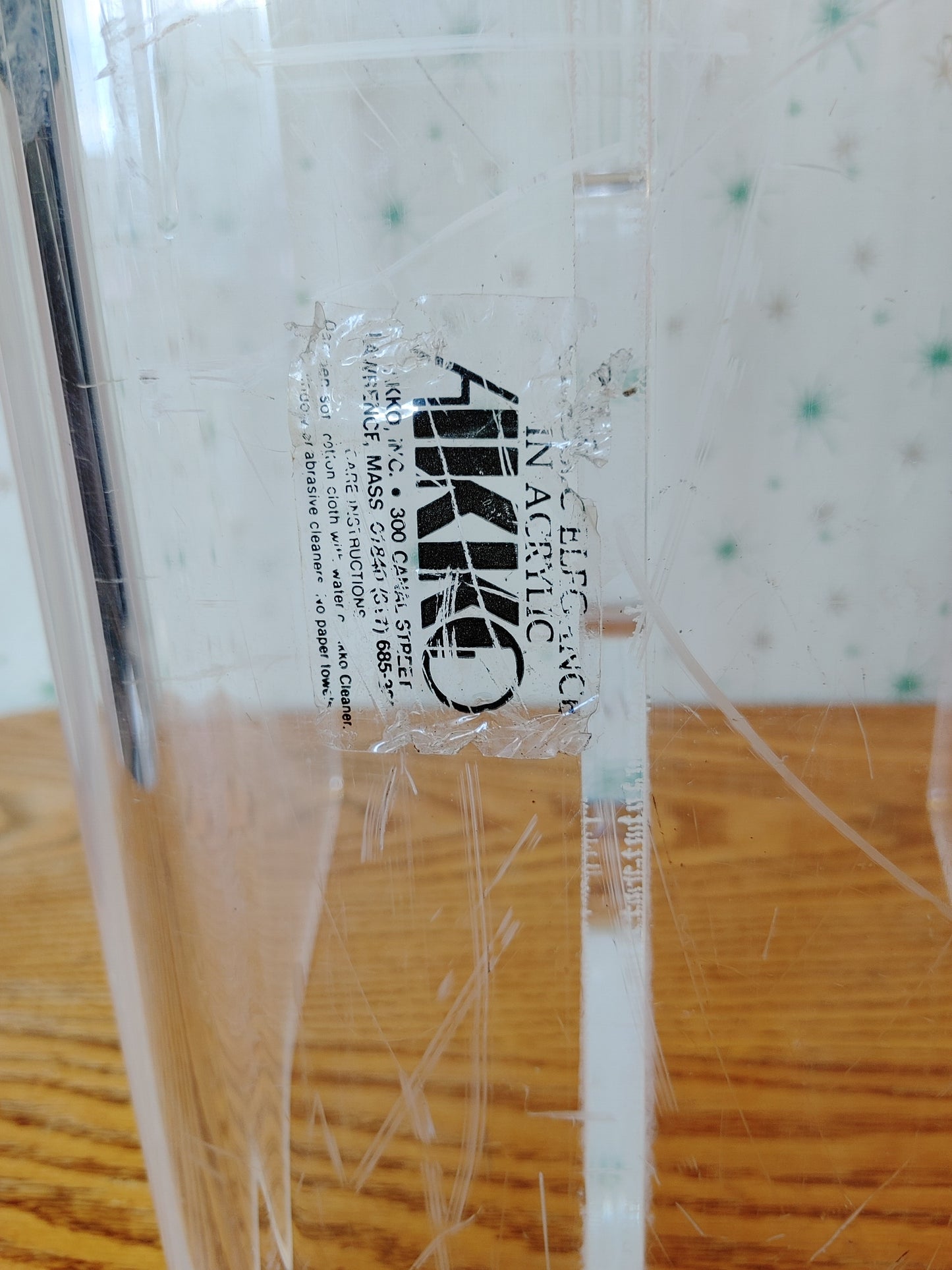 Crystal Clear! Vintage AKKO Acrylic Lucite Magazine Holder Newspaper Rack