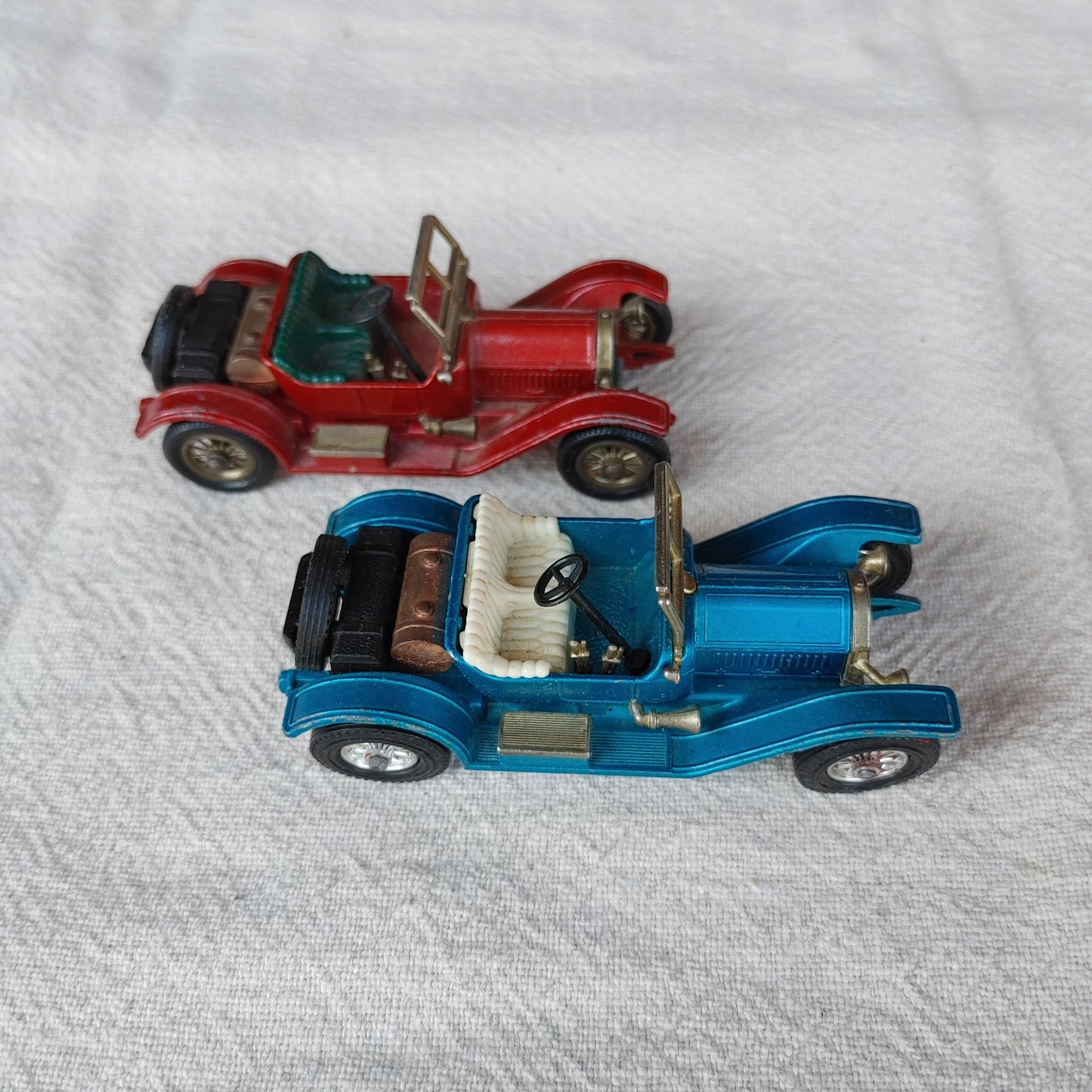 Car Collection! Four Loose Vintage Matchbox Vehicles Van Cheif Stutz Collectible