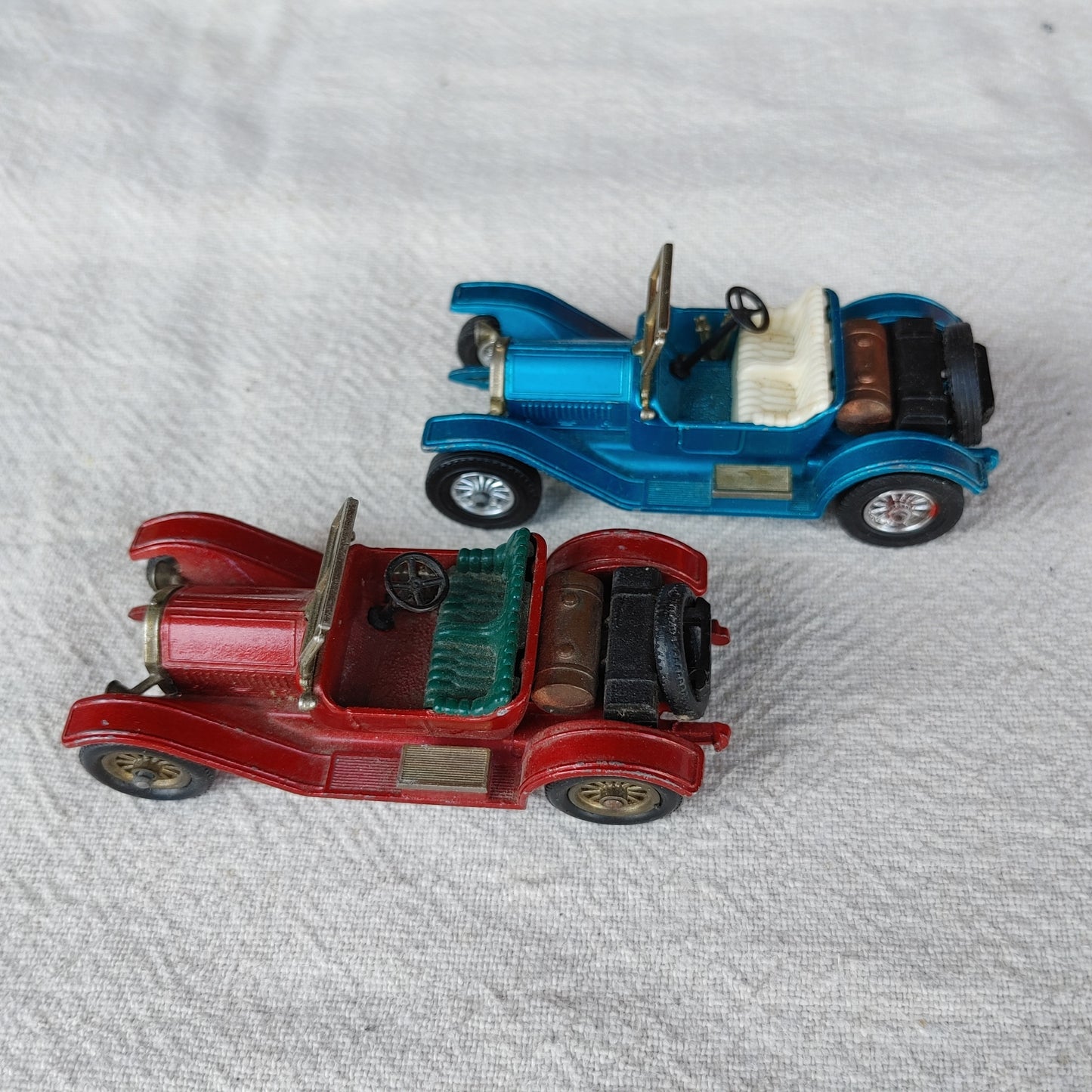 Car Collection! Four Loose Vintage Matchbox Vehicles Van Cheif Stutz Collectible